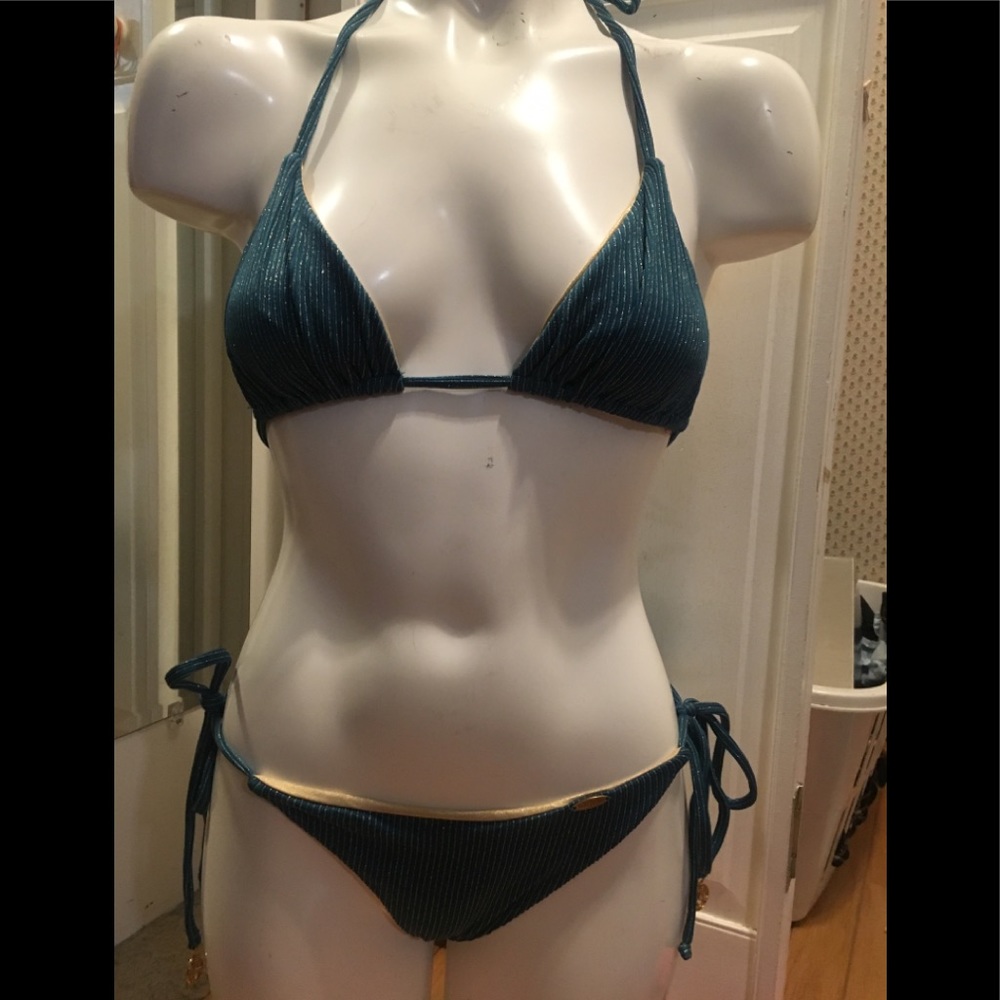 Luli Fama reversible bikini.